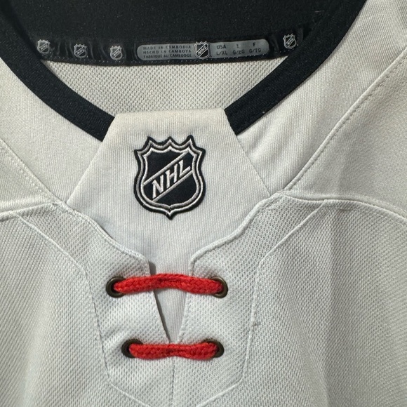 Calgary Flames NHL Hockey Jersey - Picture 6 of 10